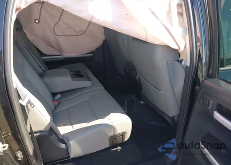 2017 Toyota Tundra Limited 5.7L V8 из США, поврежденный, VIN 5TFHW5F10HX676465